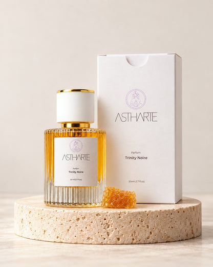 Parfum Trinity Noire Astharte 50 ml lângă cutia albă